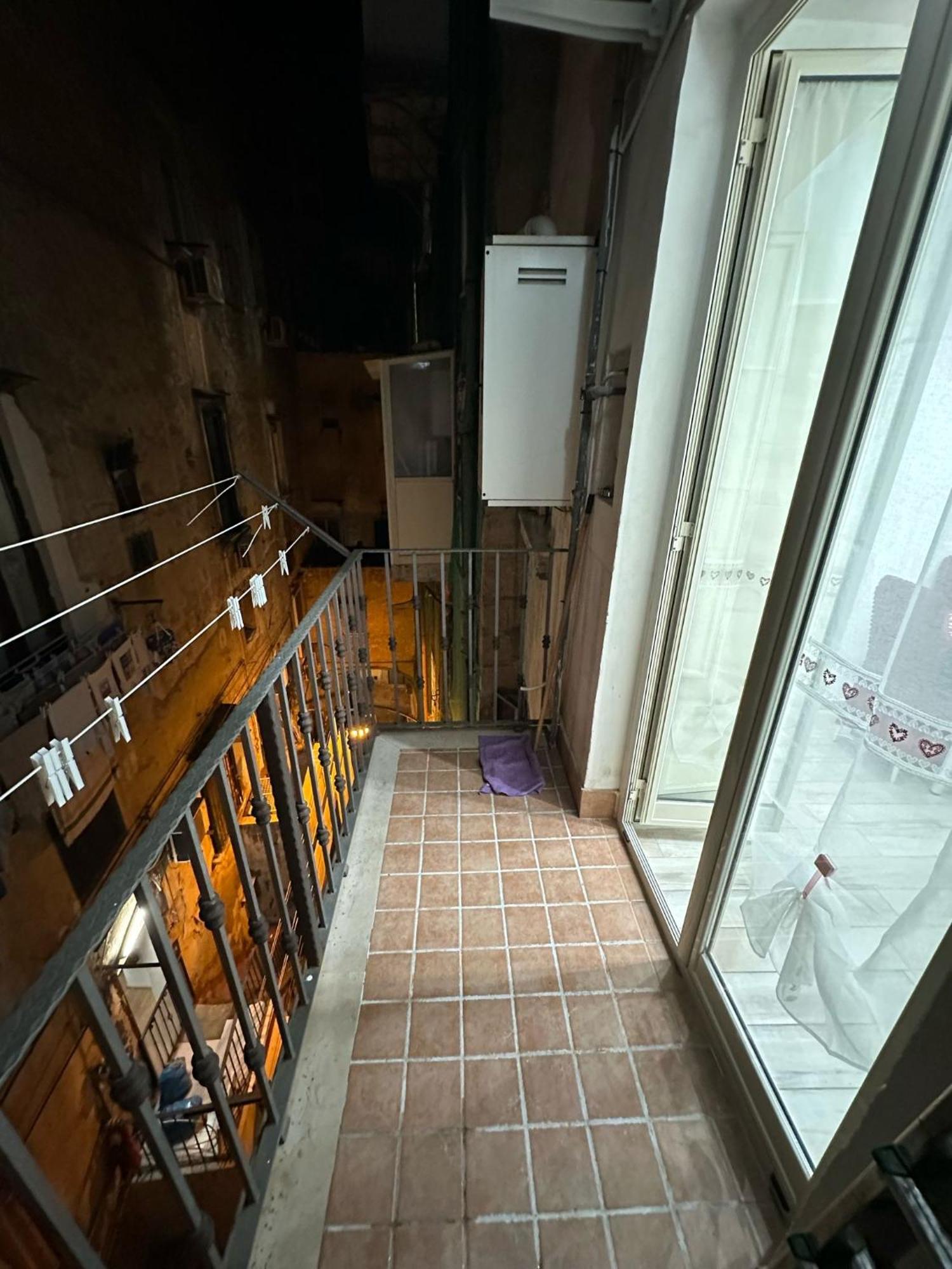 Un Passo Da Dante * Naples